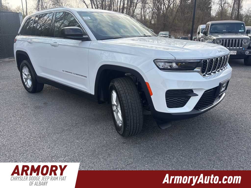 Thumbnail: 2026 Jeep Grand Cherokee - 3