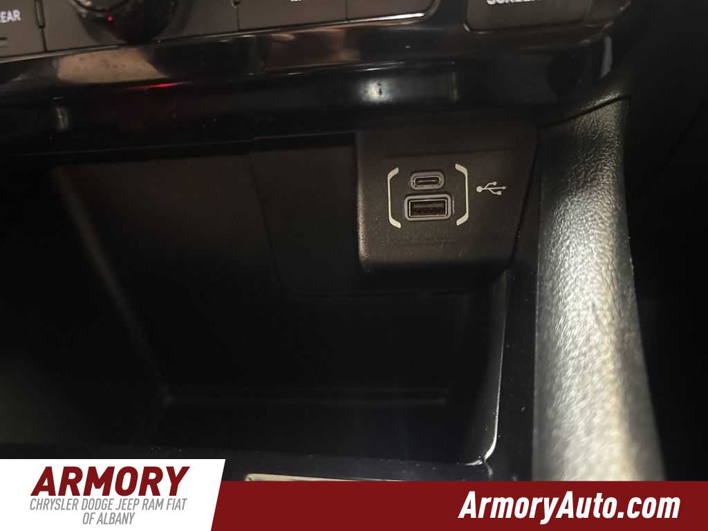 Thumbnail: 2022 Jeep Compass - 20