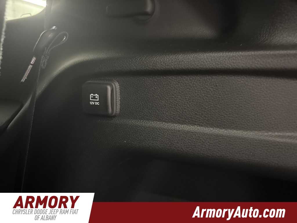 Thumbnail: 2025 Jeep Grand Cherokee L - 28