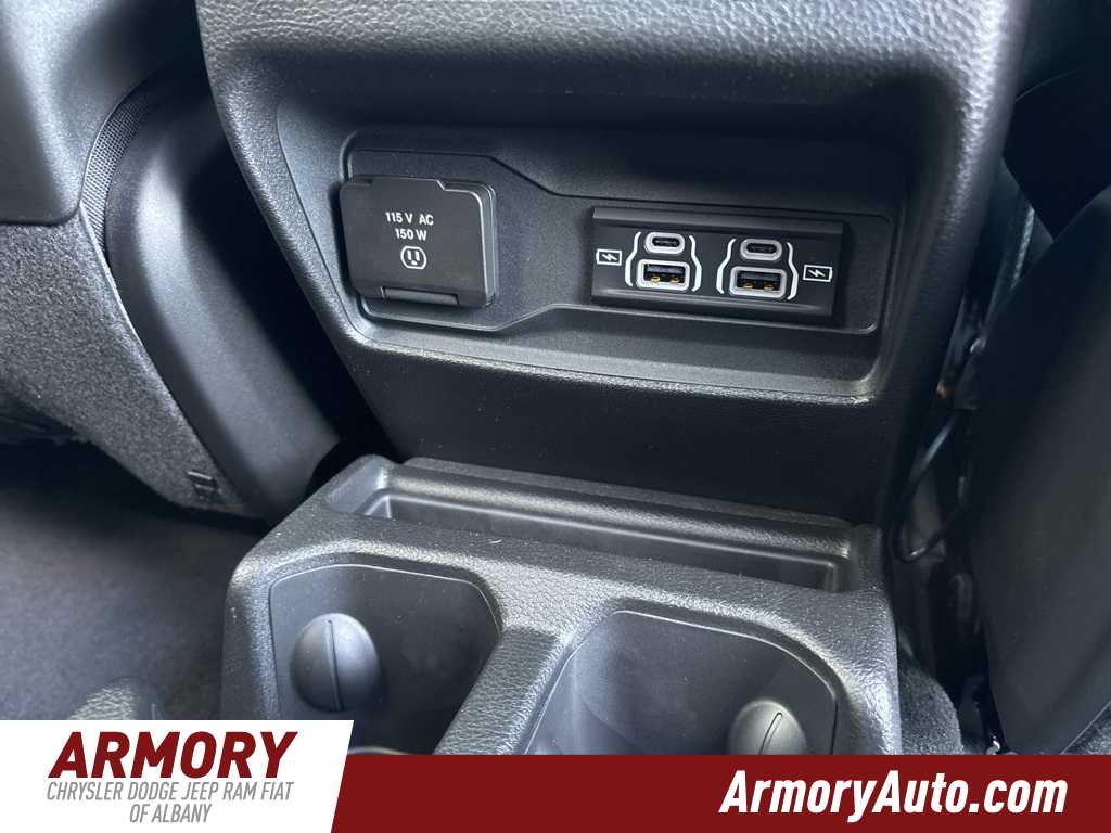 Thumbnail: 2025 Jeep Grand Cherokee L - 23