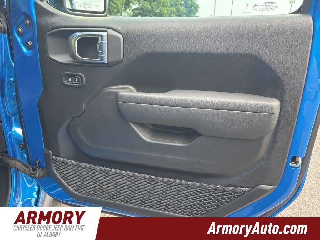 Thumbnail: 2025 Jeep Wrangler - 29