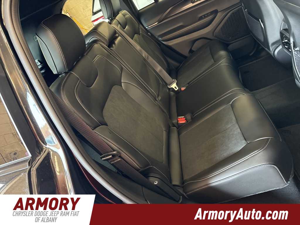 Thumbnail: 2025 Jeep Grand Cherokee - 31