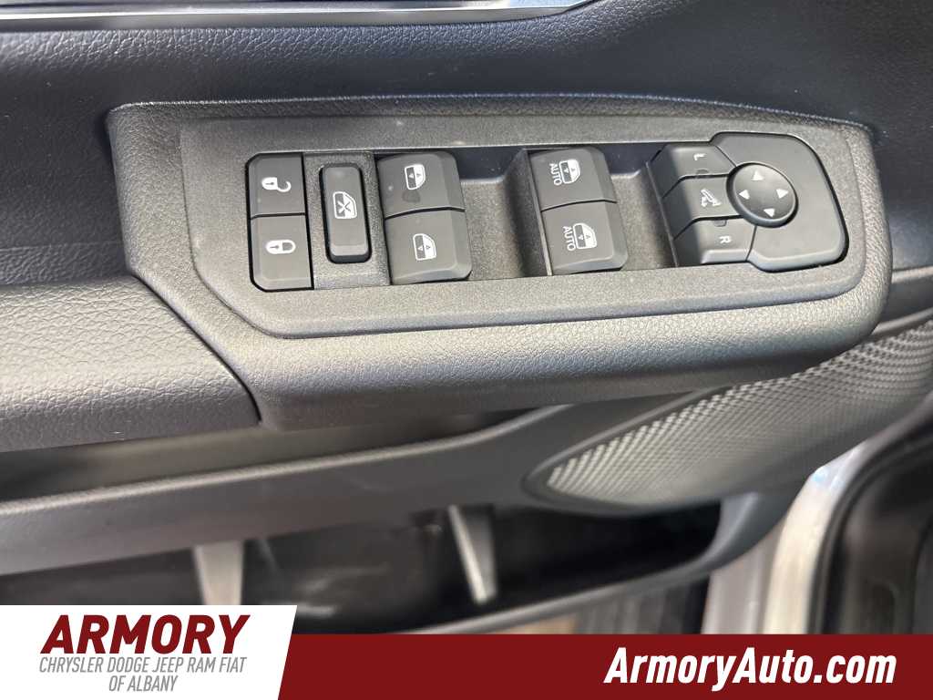 Thumbnail: 2026 RAM 1500 - 8