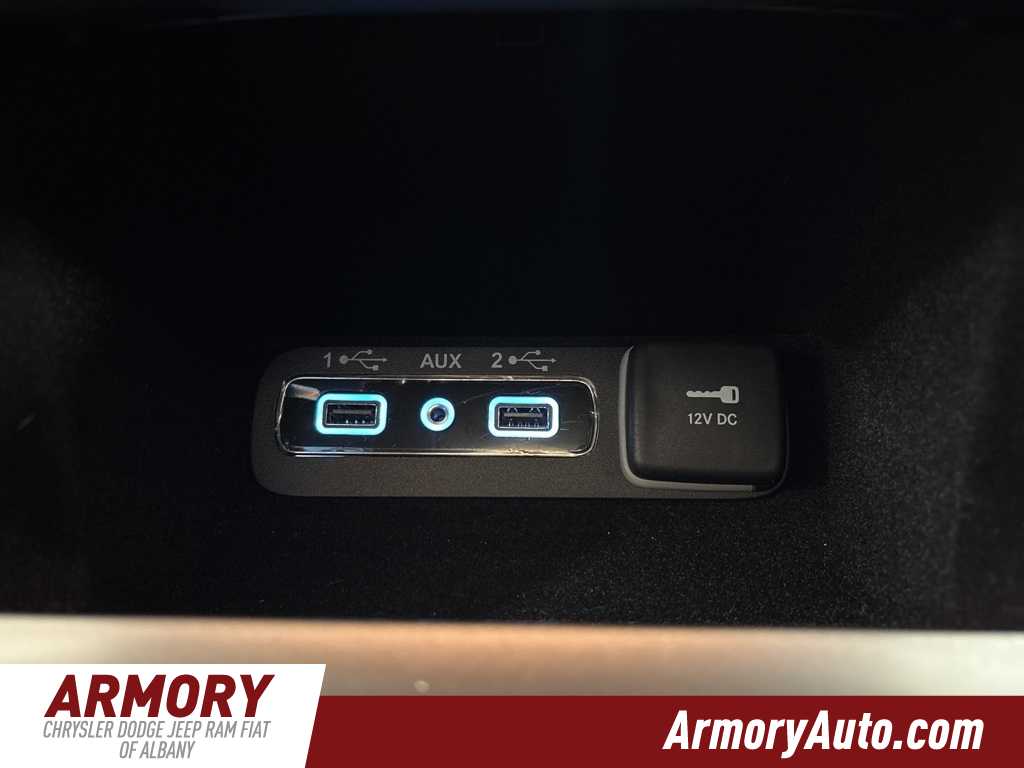 Thumbnail: 2019 Jeep Grand Cherokee - 19