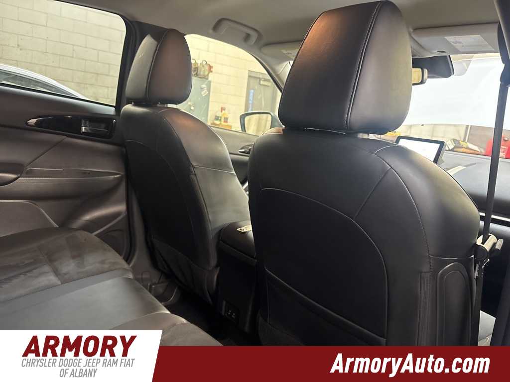 Thumbnail: 2024 Mitsubishi Eclipse Cross - 33