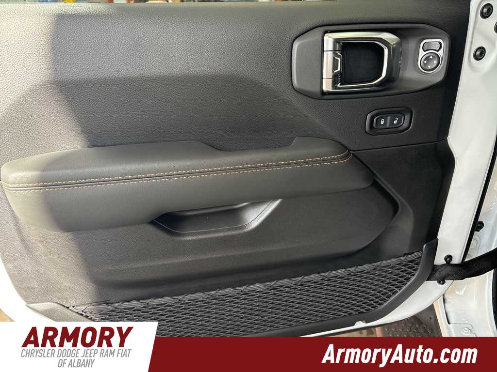 Thumbnail: 2025 Jeep Wrangler - 7