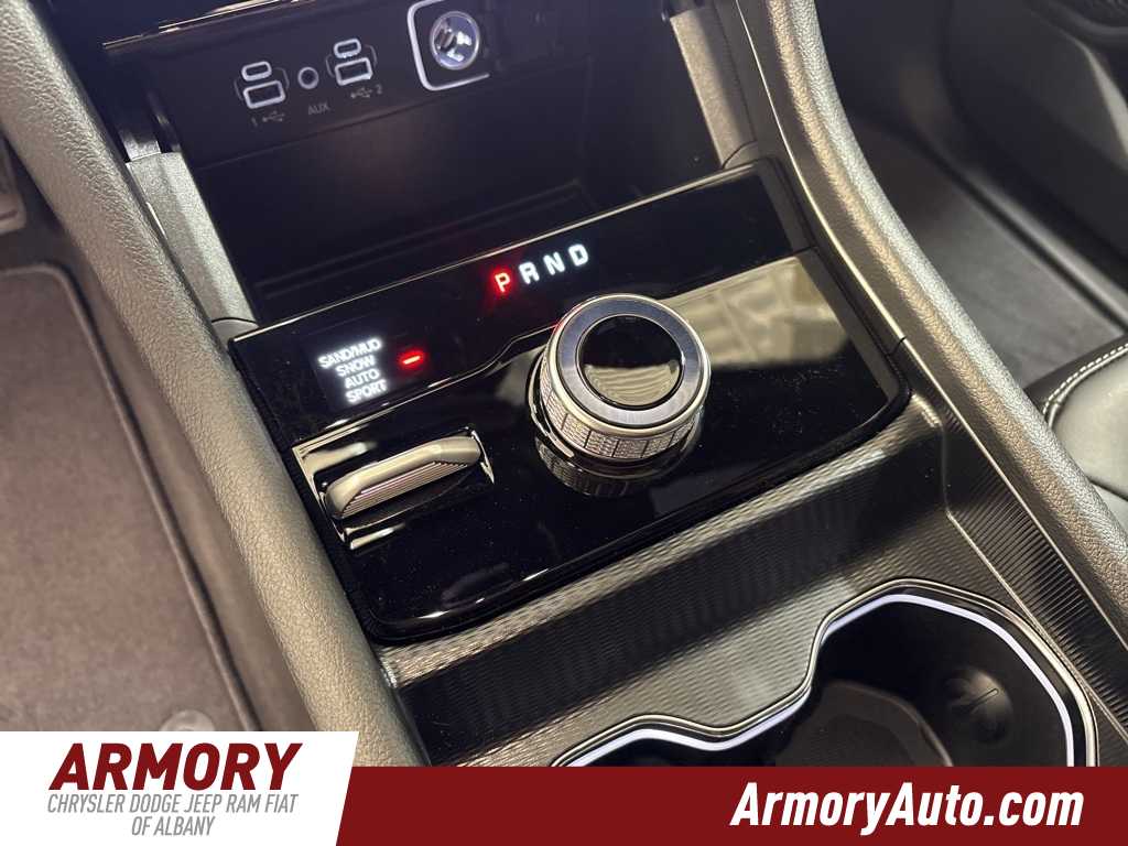 Thumbnail: 2025 Jeep Grand Cherokee - 19