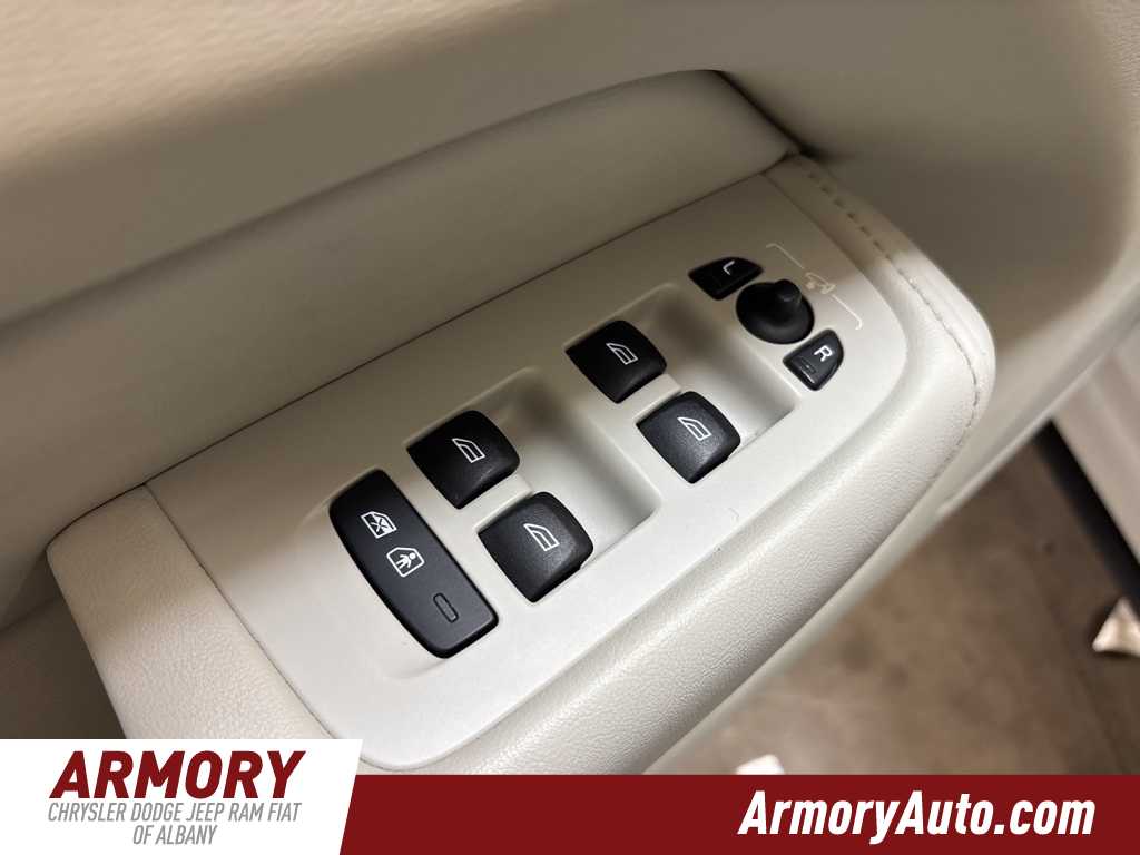 Thumbnail: 2024 Volvo XC60 - 9