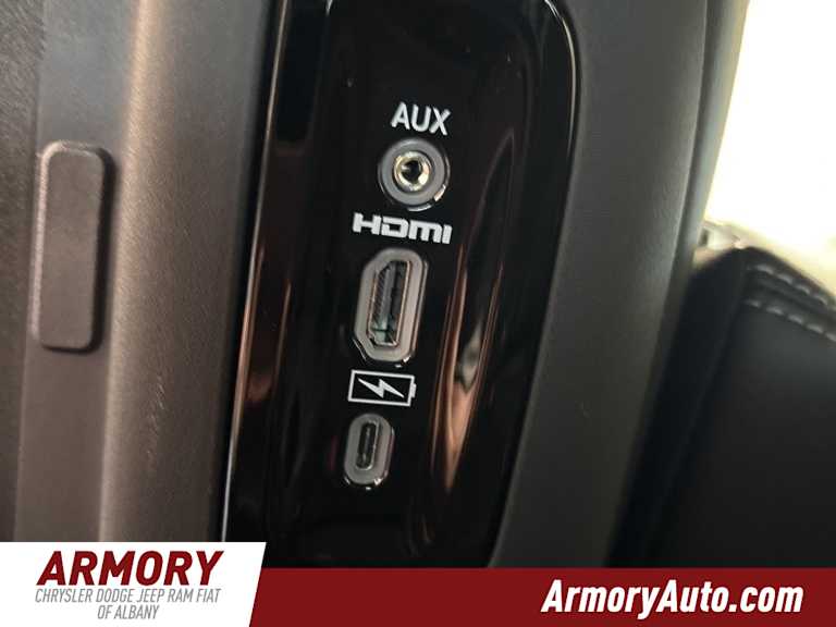 Thumbnail: 2026 Chrysler Pacifica - 27