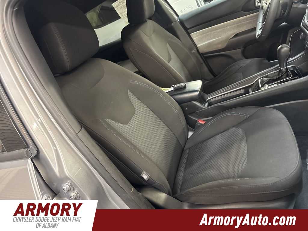 Thumbnail: 2023 Jeep Compass - 37