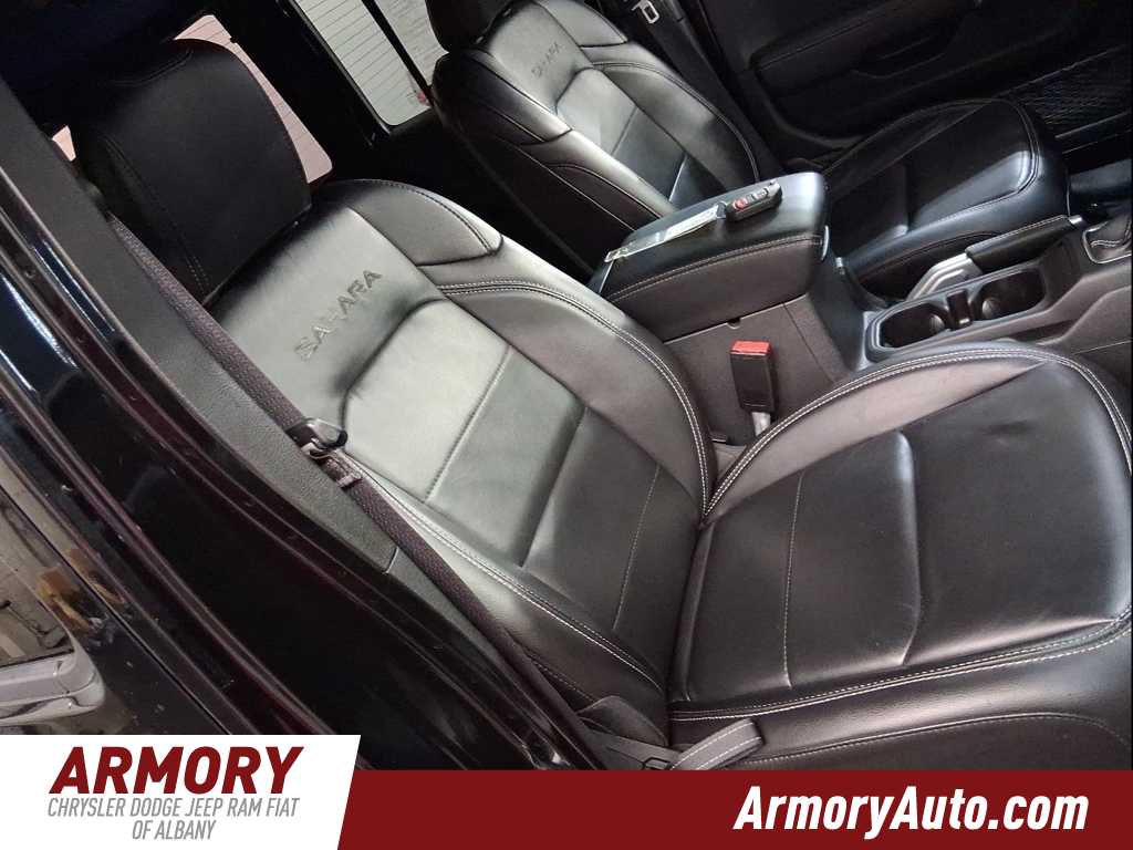 Thumbnail: 2022 Jeep Wrangler - 36