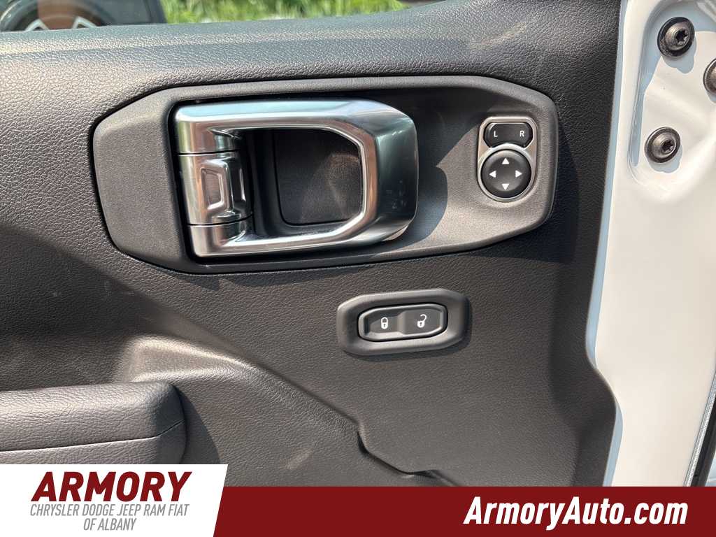 Thumbnail: 2025 Jeep Wrangler - 8