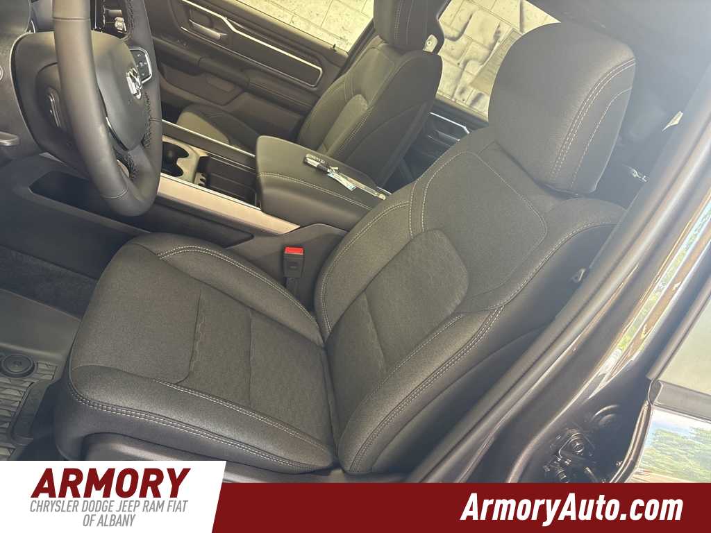 Thumbnail: 2026 RAM 1500 - 10