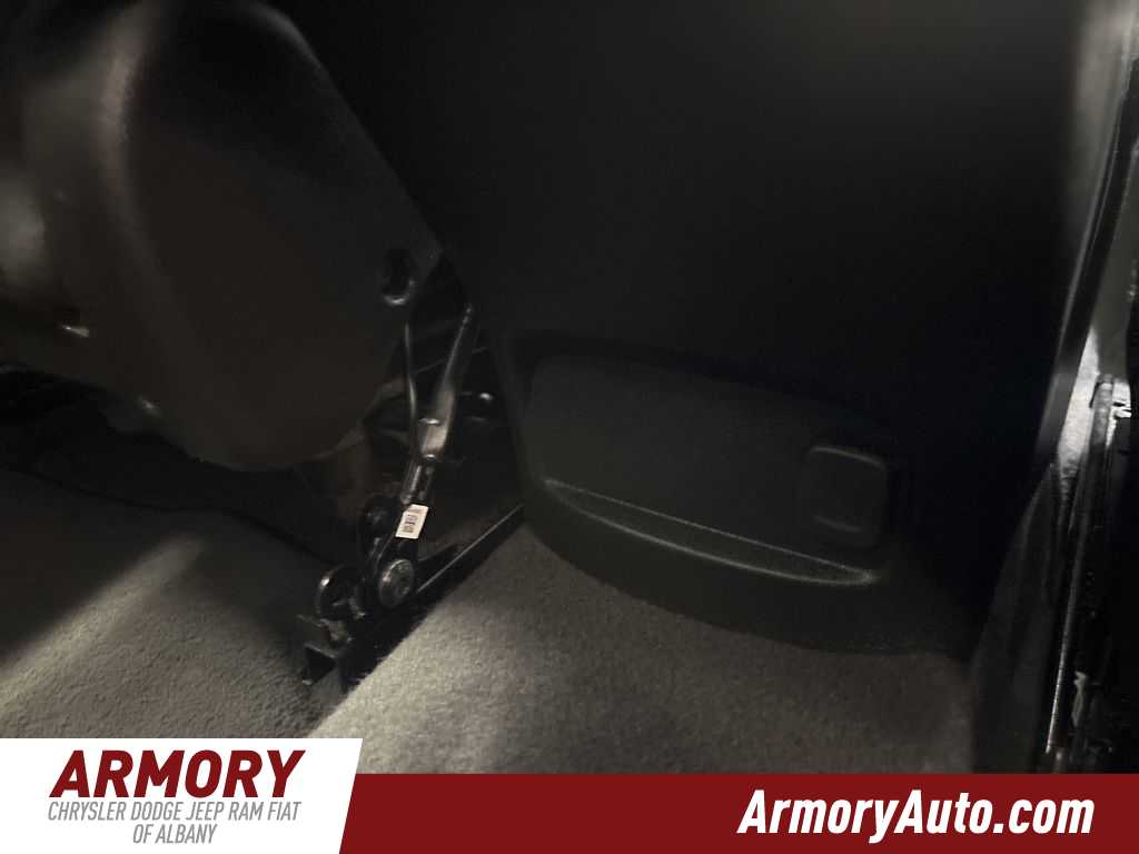 Thumbnail: 2023 Chevrolet Malibu - 33