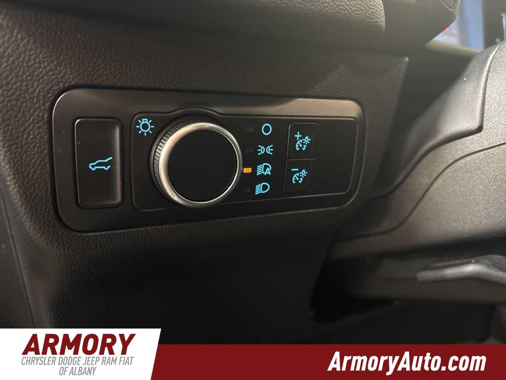 Thumbnail: 2024 Ford Escape - 10