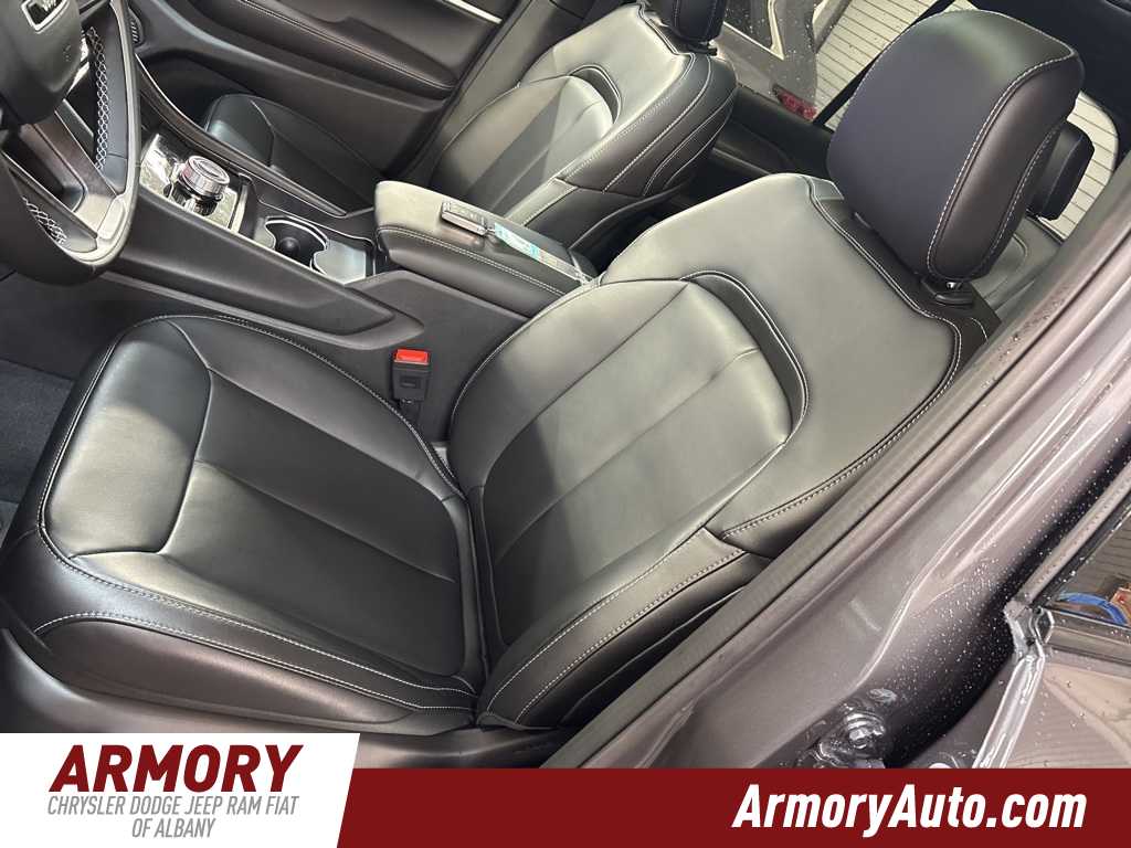 Thumbnail: 2025 Jeep Grand Cherokee - 10