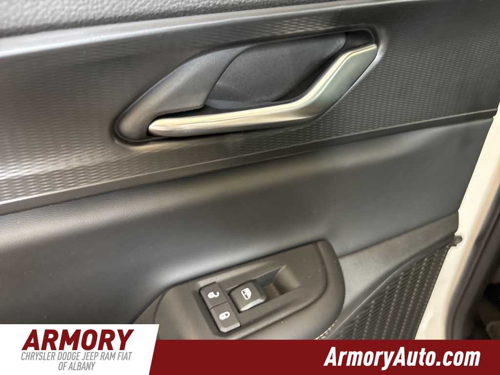 Thumbnail: 2025 Jeep Grand Cherokee - 23