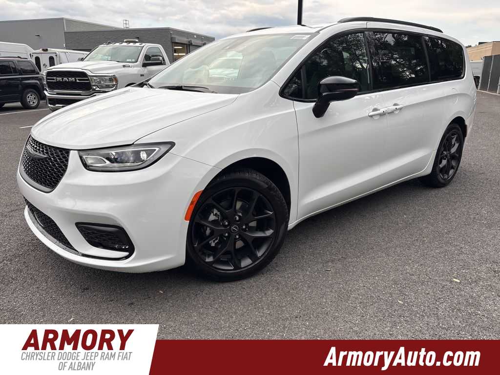 2026 Chrysler Pacifica Limited -
                  Albany, NY