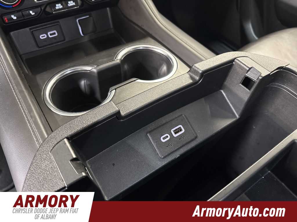 Thumbnail: 2024 Chevrolet Tahoe - 25