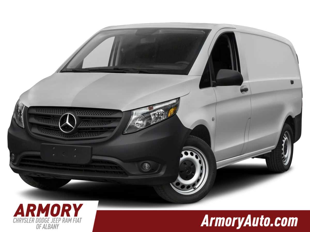 2017 Mercedes-Benz Metris  Hero Image