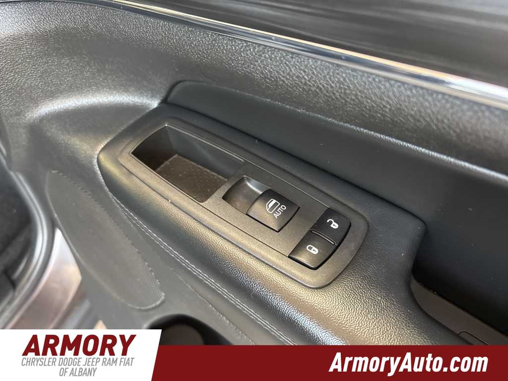 Thumbnail: 2021 Jeep Grand Cherokee - 45