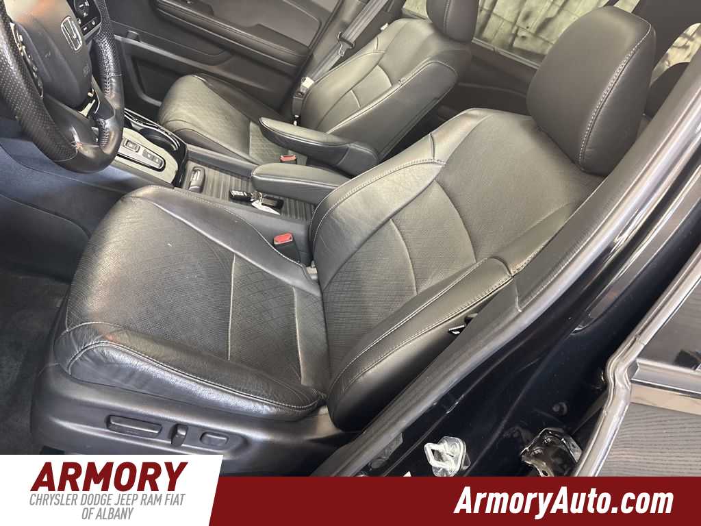 Thumbnail: 2023 Honda Passport - 14