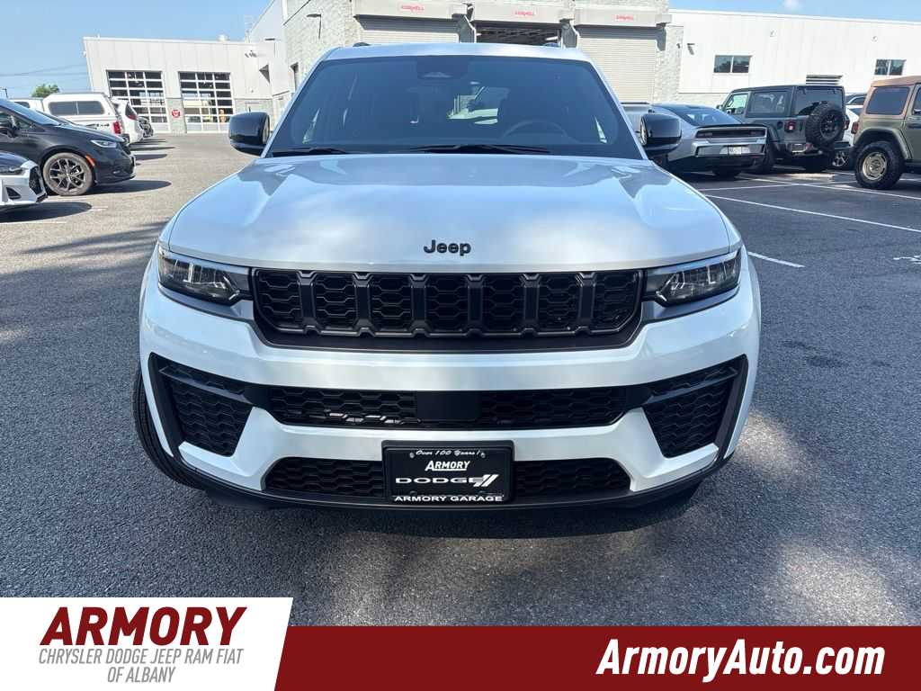 Thumbnail: 2026 Jeep Grand Cherokee - 2