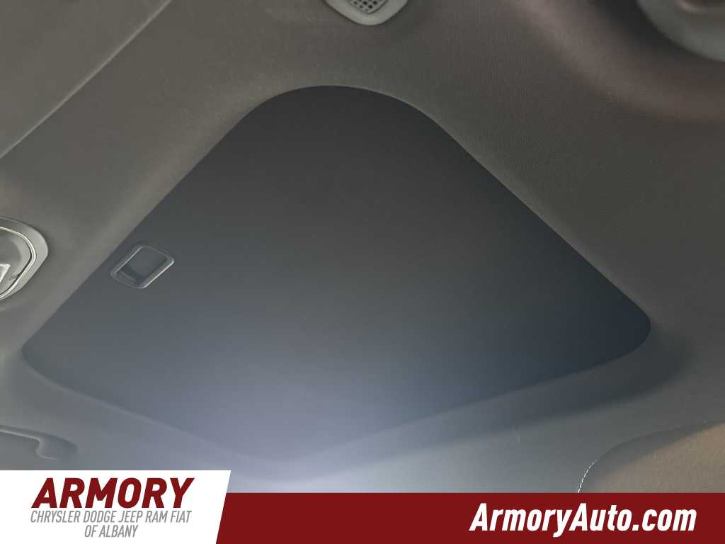 Thumbnail: 2025 Jeep Grand Cherokee - 21