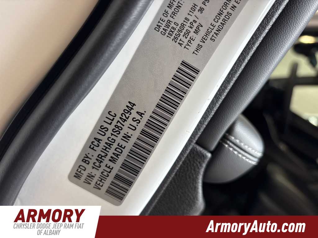 Thumbnail: 2025 Jeep Grand Cherokee - 35