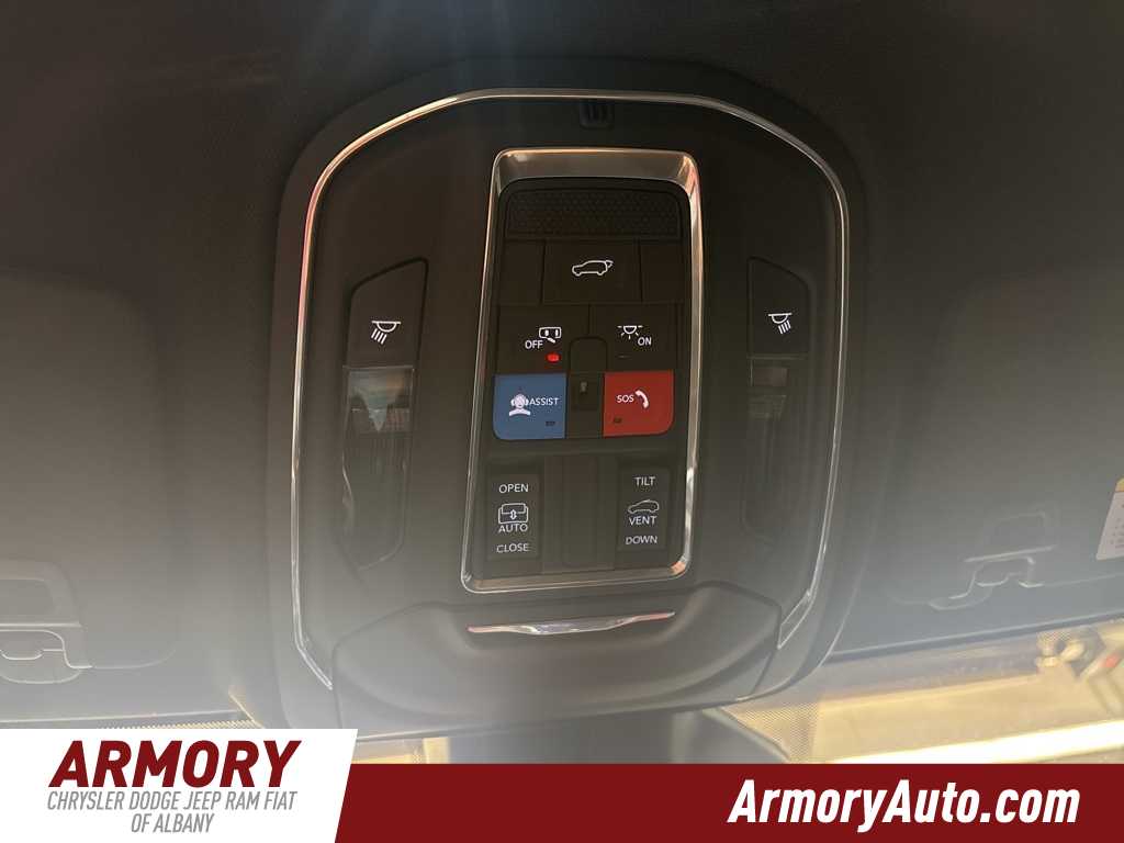 Thumbnail: 2025 Jeep Grand Cherokee - 22