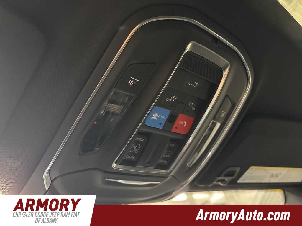 Thumbnail: 2025 Jeep Grand Cherokee L - 20