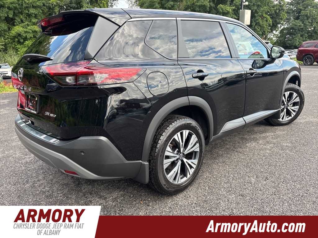 Thumbnail: 2022 Nissan Rogue - 4