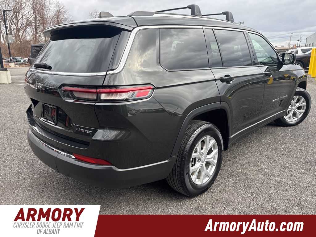 Thumbnail: 2023 Jeep Grand Cherokee L - 4
