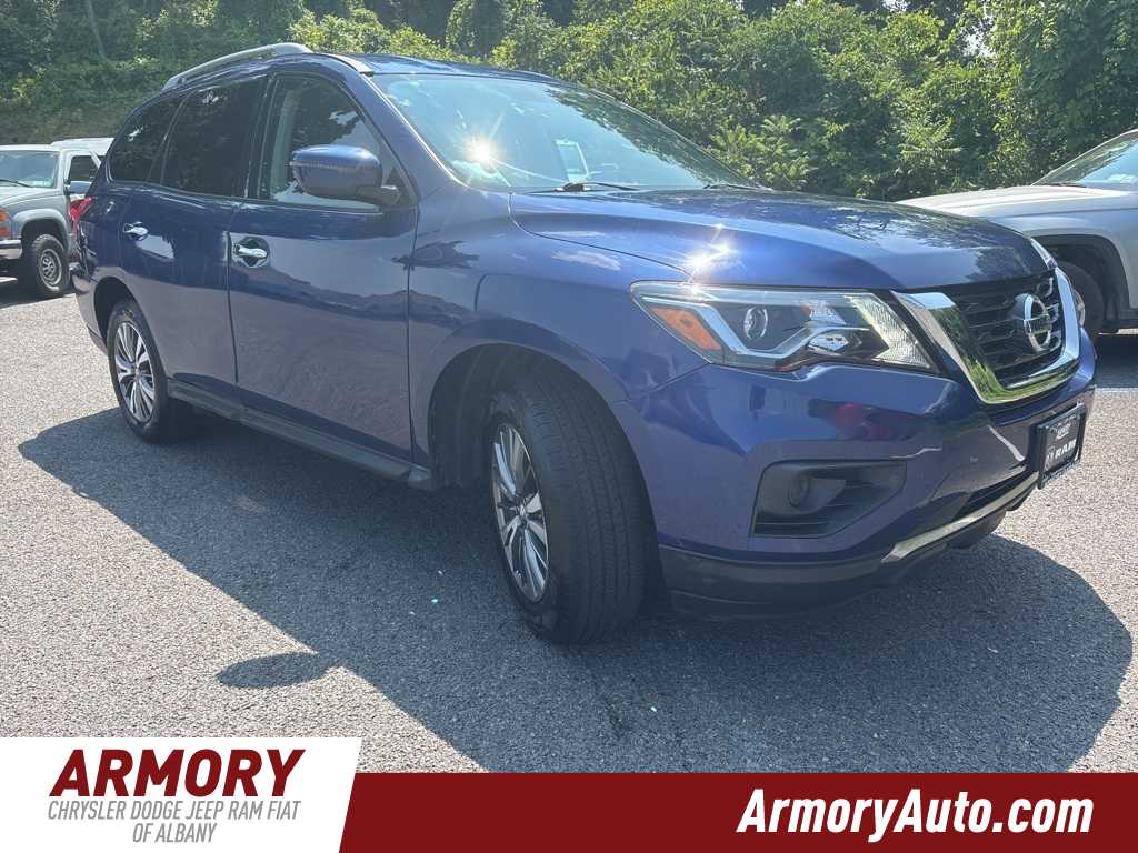 Thumbnail: 2019 Nissan Pathfinder - 3