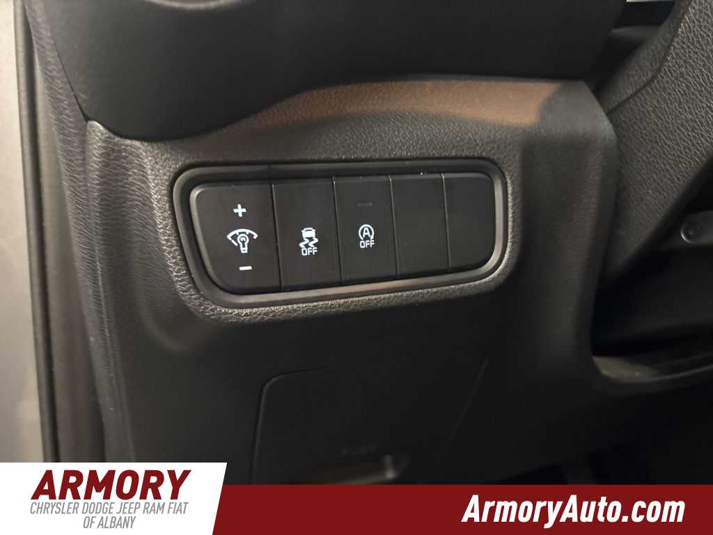 Thumbnail: 2023 Kia Soul - 10