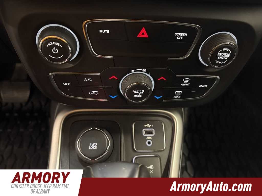 Thumbnail: 2021 Jeep Compass - 19