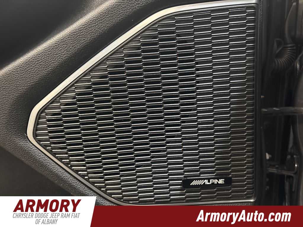 Thumbnail: 2023 Jeep Grand Cherokee L - 10