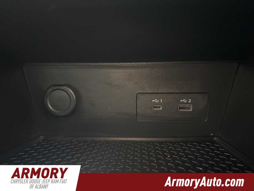 Thumbnail: 2024 Nissan Pathfinder - 18