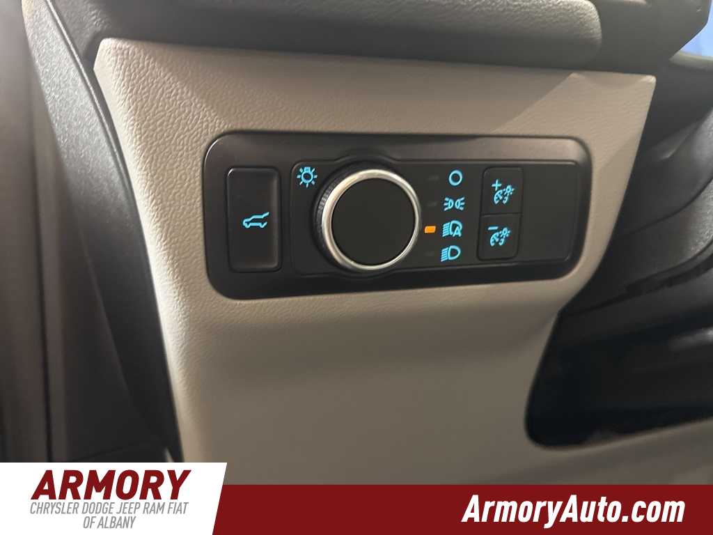 Thumbnail: 2024 Ford Escape - 10