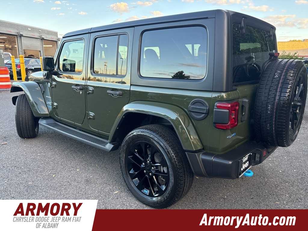 Thumbnail: 2022 Jeep Wrangler - 6