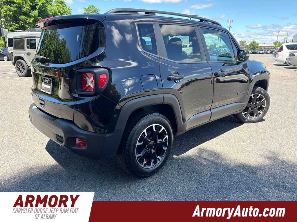 Thumbnail: 2023 Jeep Renegade - 4