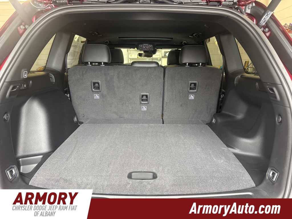 Thumbnail: 2026 Jeep Grand Cherokee - 29