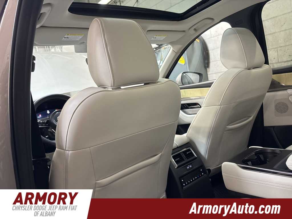 Thumbnail: 2024 Mazda CX-90 - 25