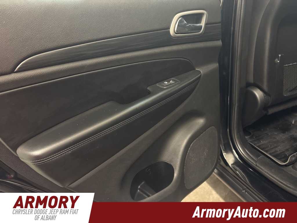 Thumbnail: 2020 Jeep Grand Cherokee - 23