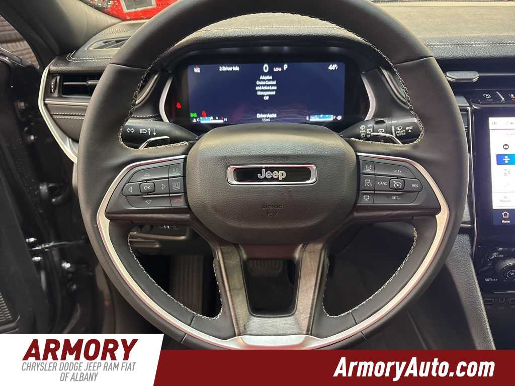 Thumbnail: 2025 Jeep Grand Cherokee - 13