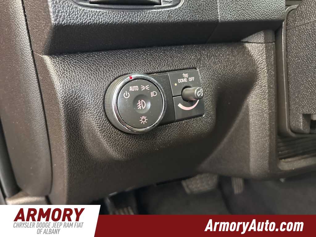 Thumbnail: 2012 GMC Acadia - 11