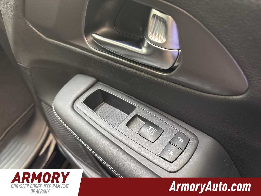 Thumbnail: 2026 Chrysler Pacifica - 40