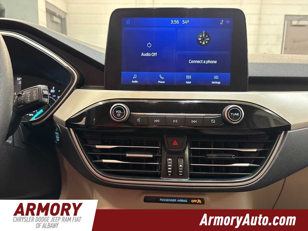 Thumbnail: 2022 Ford Escape - 16