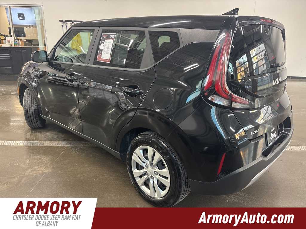 Thumbnail: 2023 Kia Soul - 6