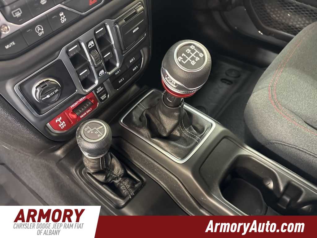 Thumbnail: 2026 Jeep Wrangler - 17